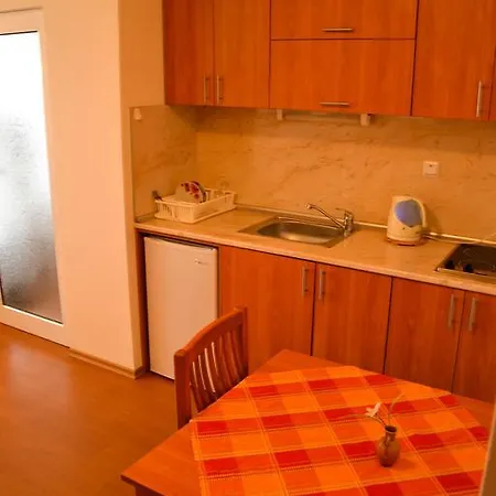 Apartament Rainbow Słoneczny Brzeg